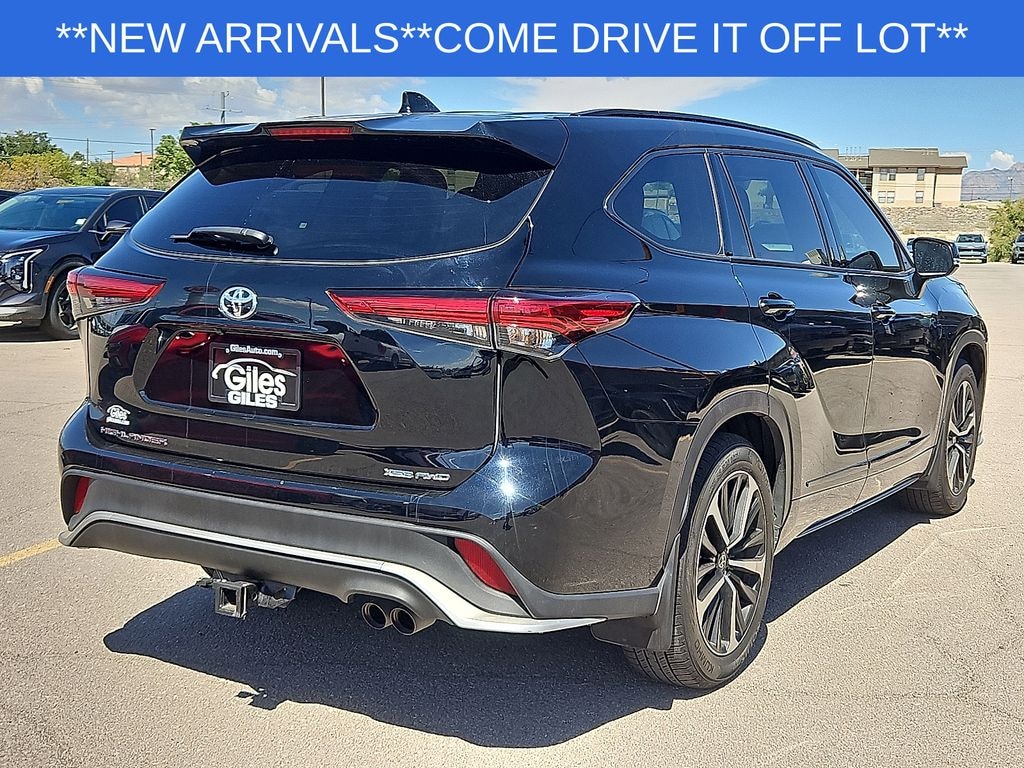 Used 2022 Toyota Highlander XSE SUV