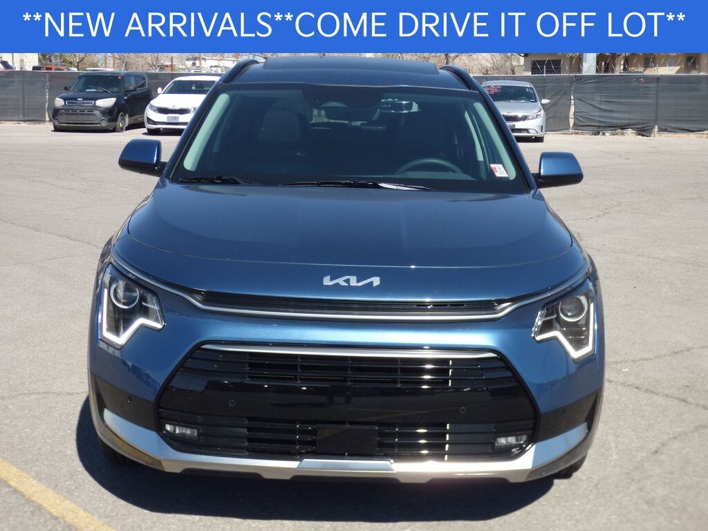 New 2025 Kia Niro SX SUV