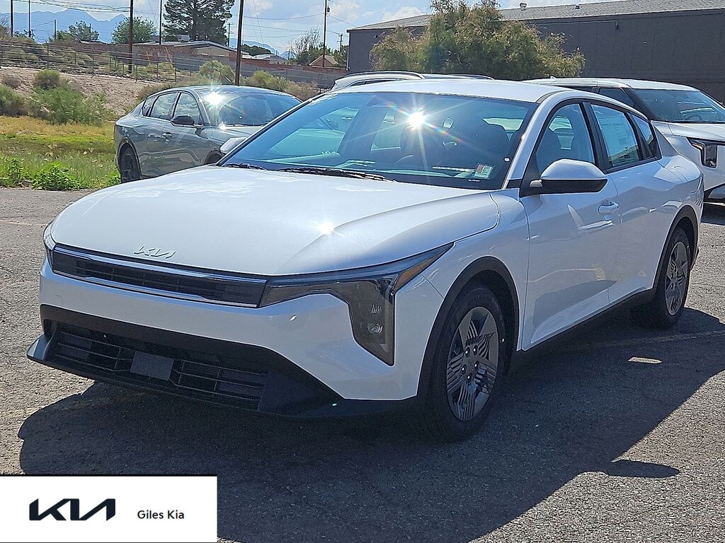 New 2026 Kia K4 LX Sedan