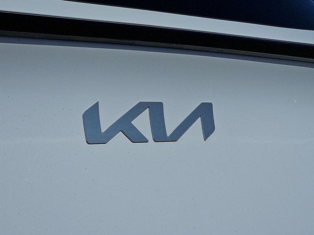 2026 Kia Sportage SX - Photo 14
