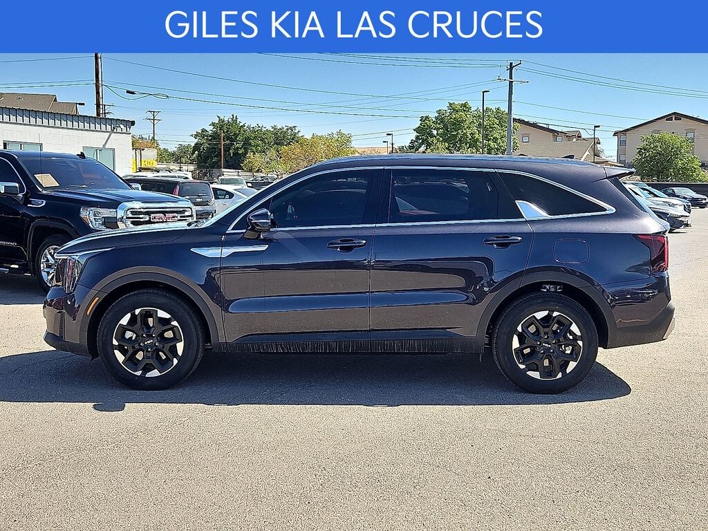New 2026 Kia Sorento S SUV