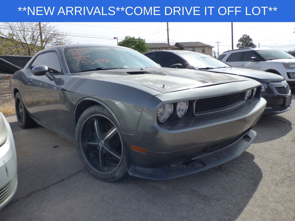 2012 Dodge Challenger SXT