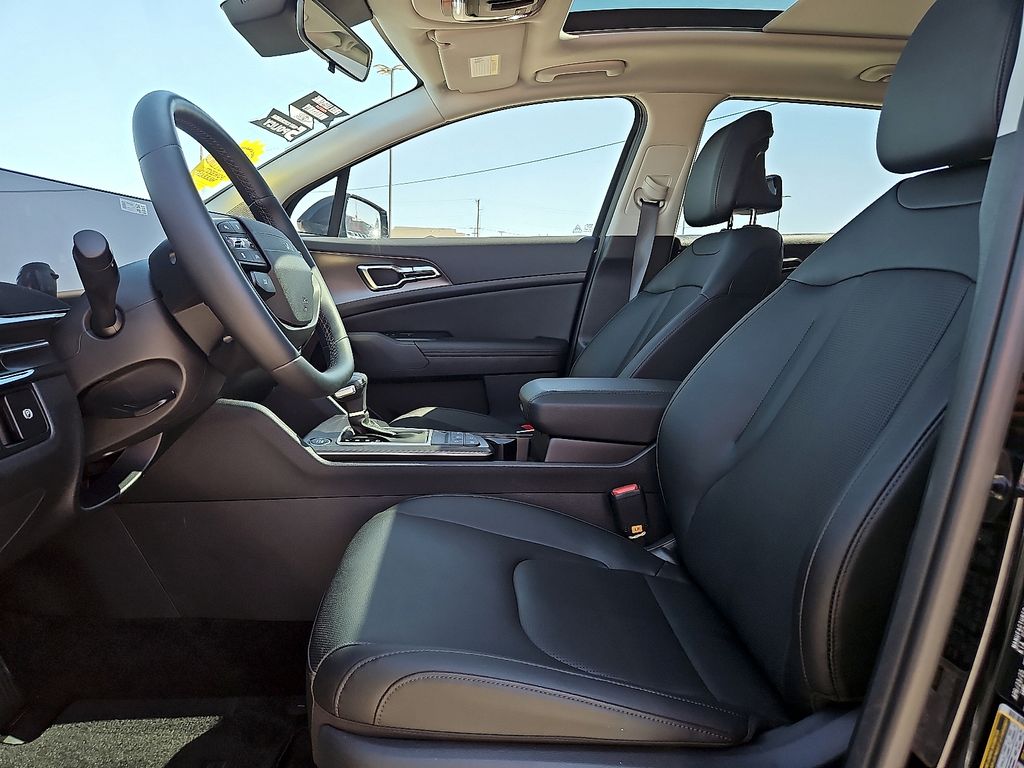 2026 Kia Sportage SX - Photo 19