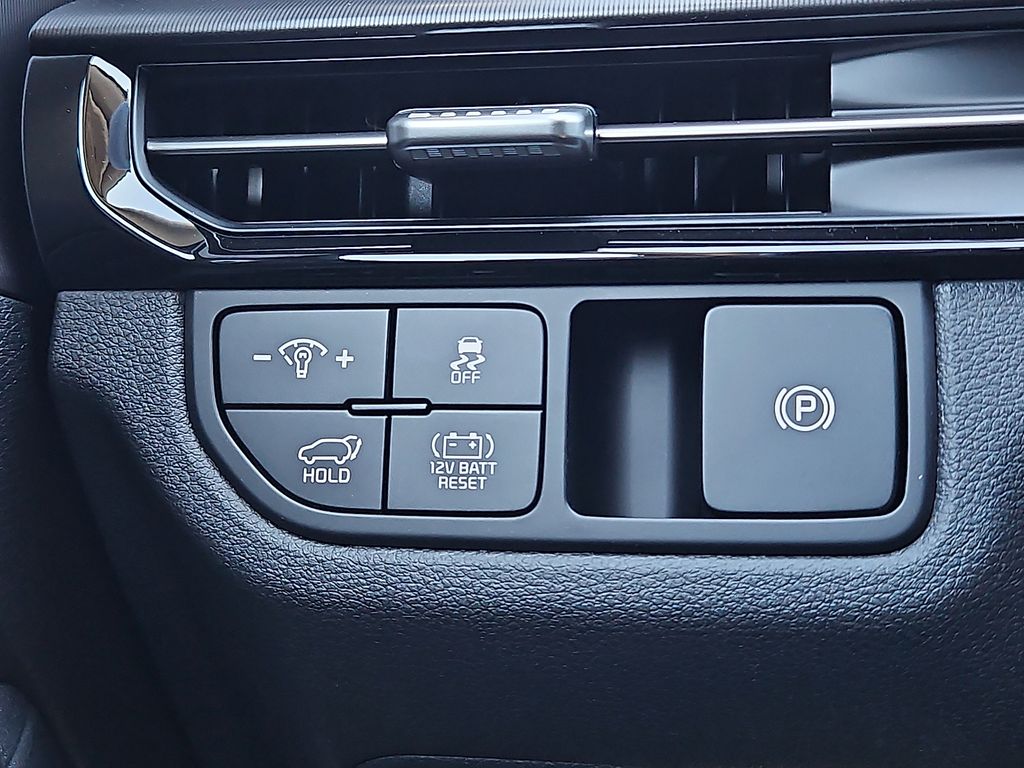 2026 Kia Sportage EX - Photo 21