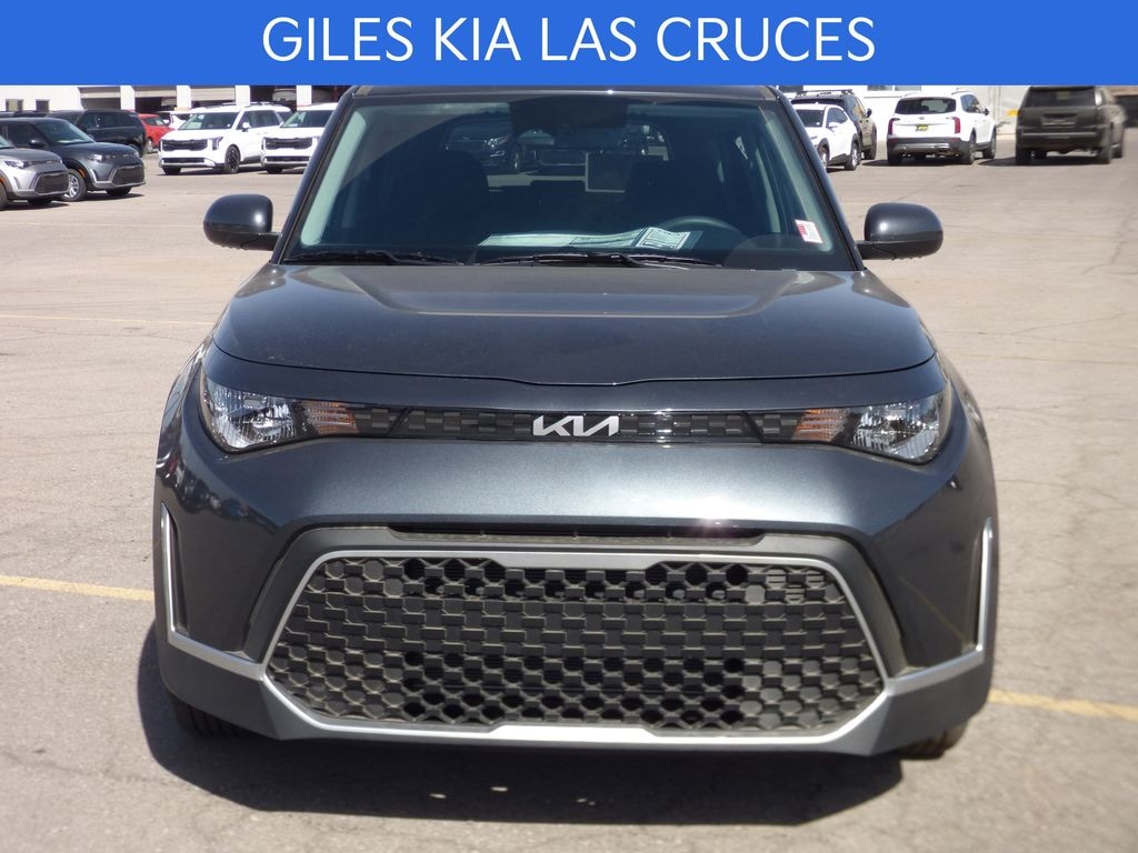 New 2025 Kia Soul LX Hatchback