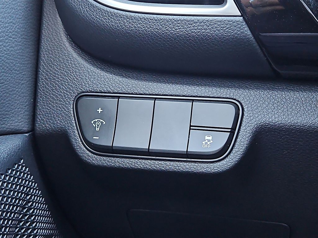 2025 Kia Seltos X-Line - Photo 21