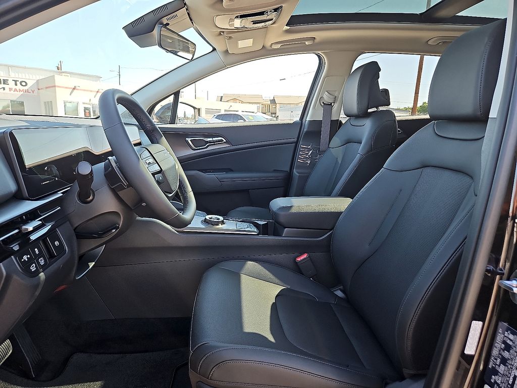 2026 Kia Sportage EX - Photo 19