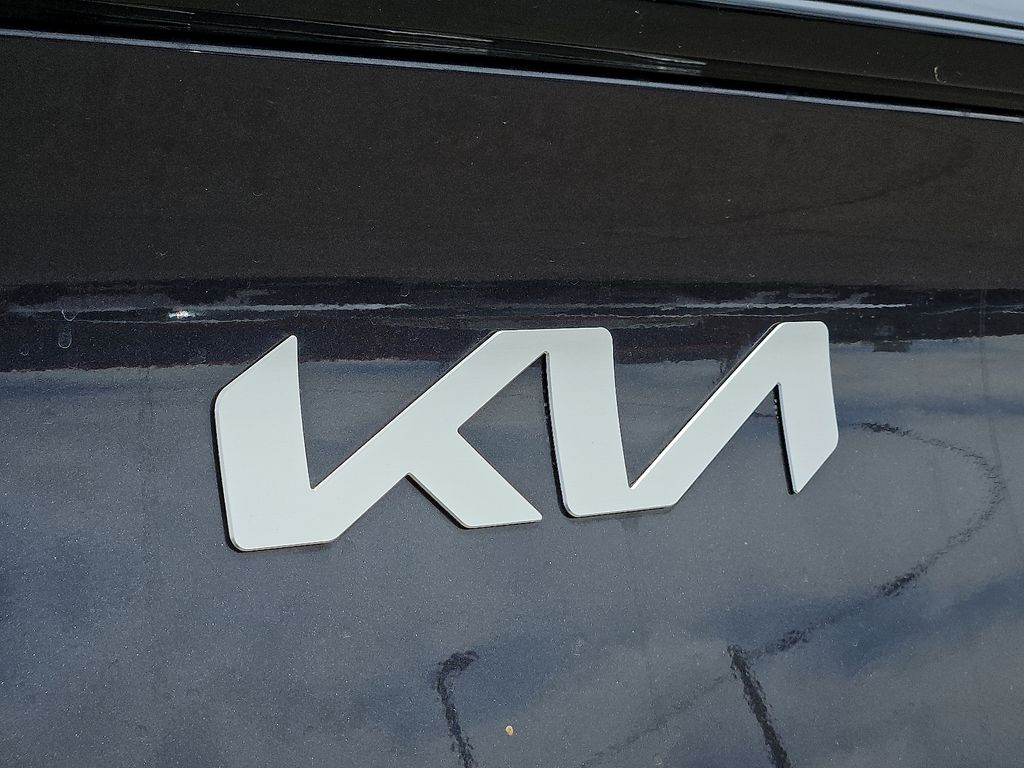 2026 Kia Sportage SX - Photo 14