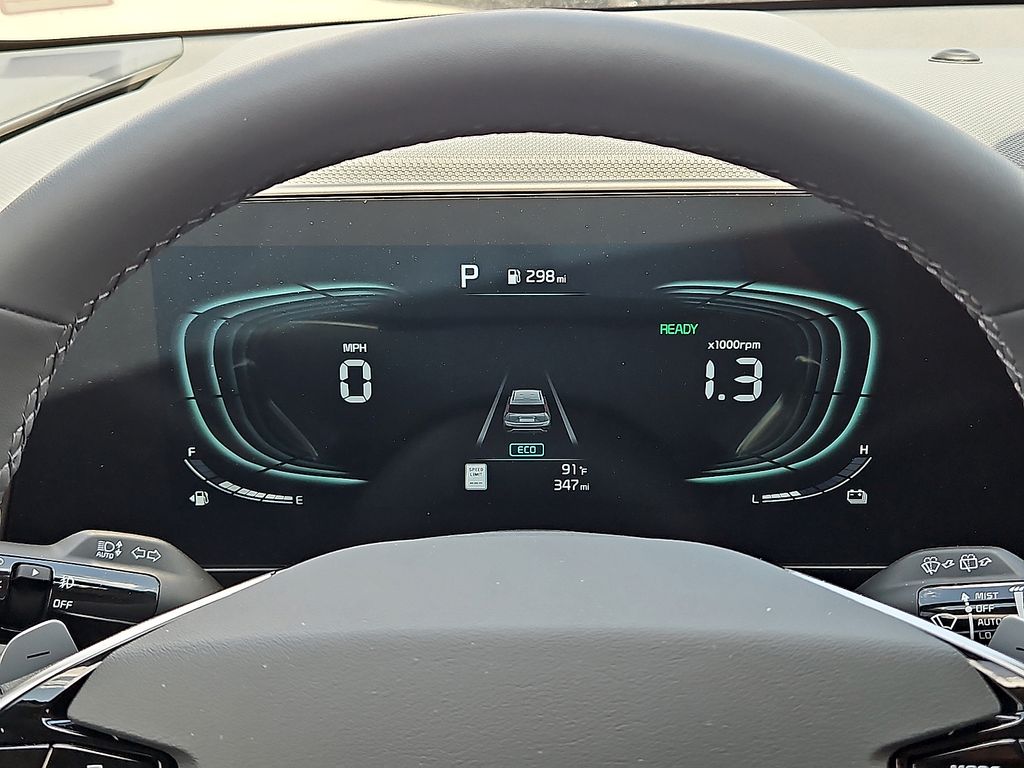 2025 Kia Niro SX Touring - Photo 24