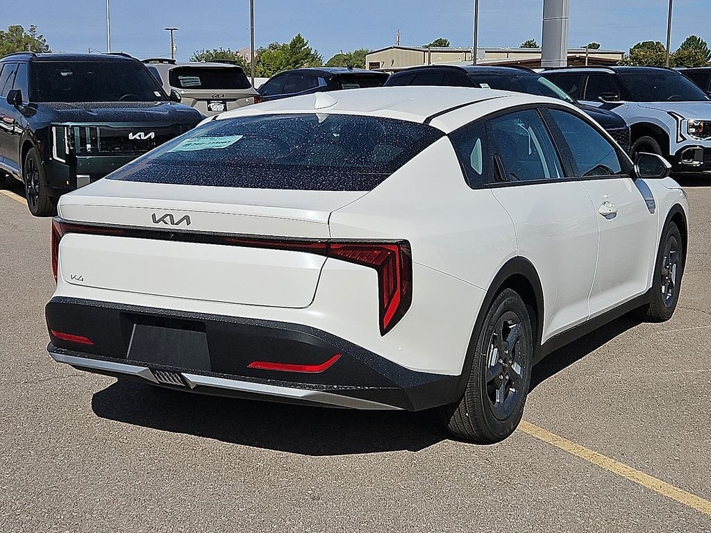 New 2026 Kia K4 LXS Sedan