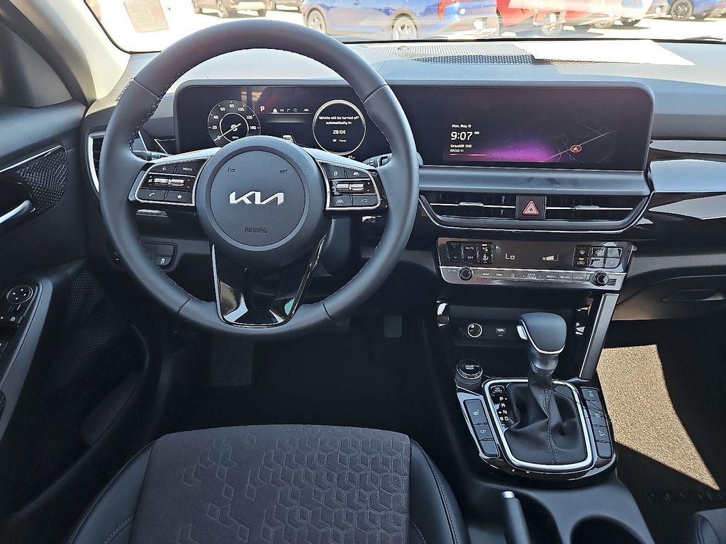 2025 Kia Seltos X-Line - Photo 16