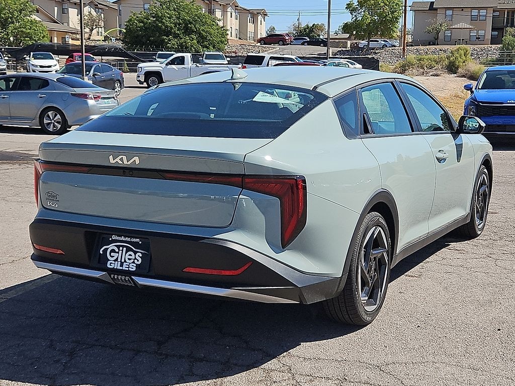 New 2026 Kia K4 EX Sedan