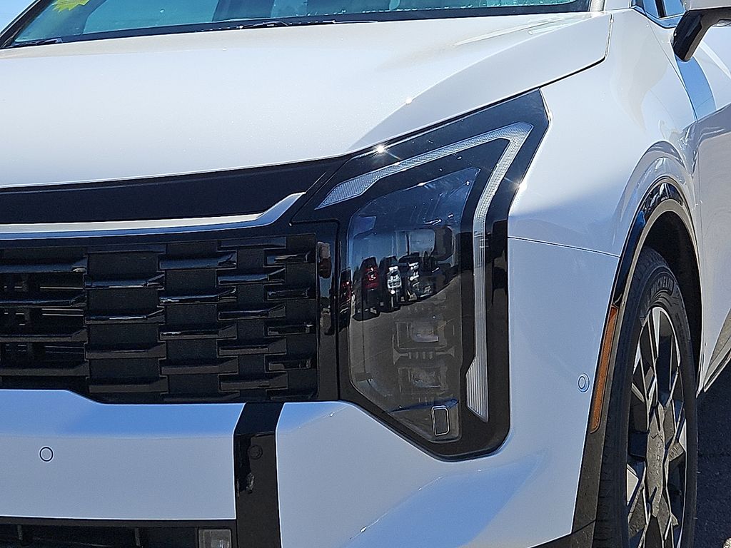 2026 Kia Sportage EX - Photo 9