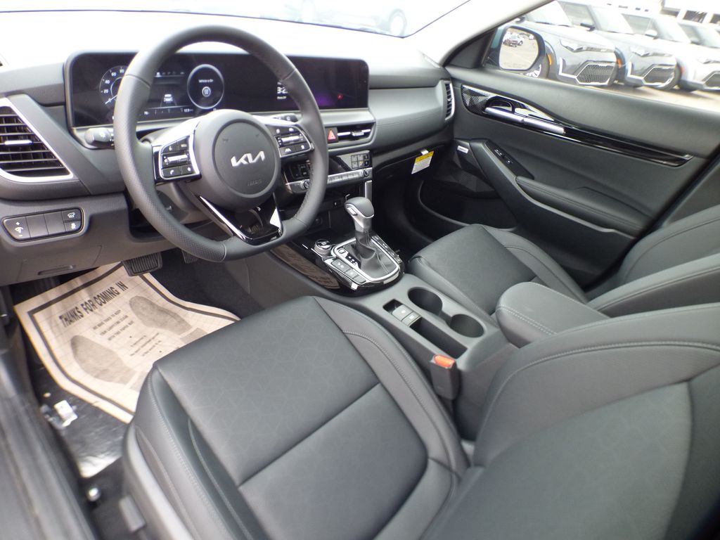 2026 Kia Seltos SX - Photo 8