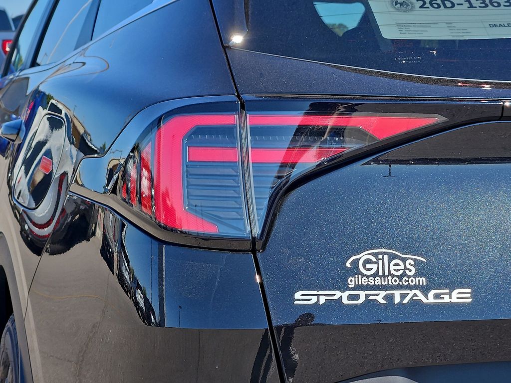 2026 Kia Sportage EX - Photo 12