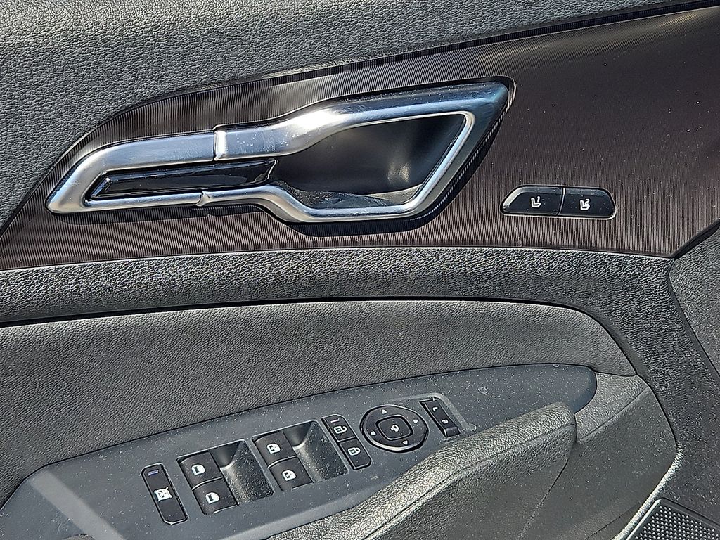 2026 Kia Sportage SX - Photo 18