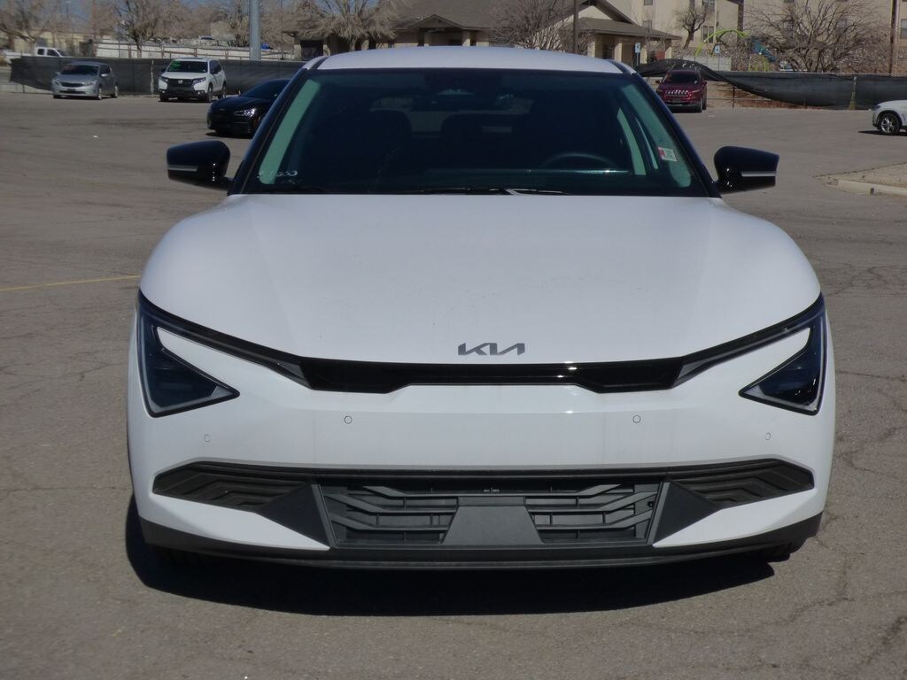 New 2025 Kia EV6 Light SUV