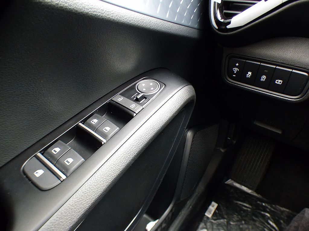 2025 Kia Soul EX - Photo 30