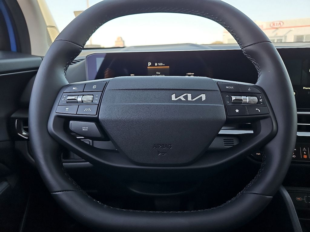 2026 Kia Sportage EX - Photo 25