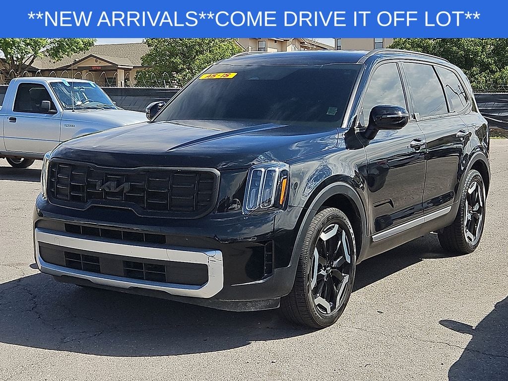 Used 2024 Kia Telluride S SUV