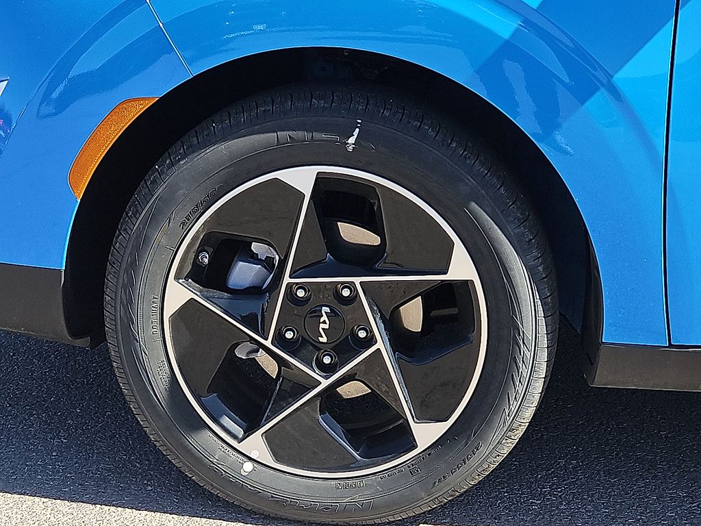 2025 Kia Soul EX - Photo 11