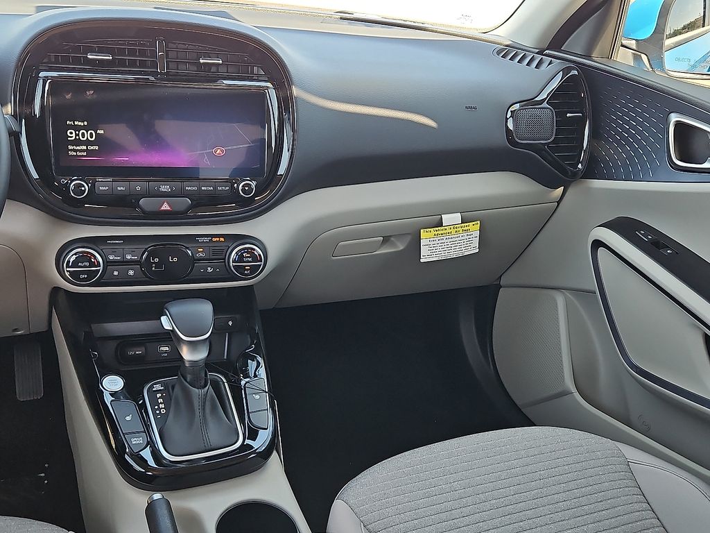 2025 Kia Soul EX - Photo 17