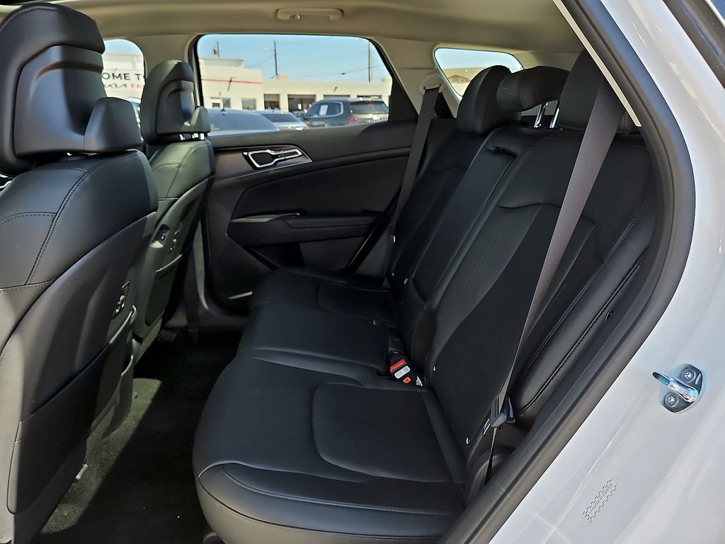 2026 Kia Sportage SX - Photo 15