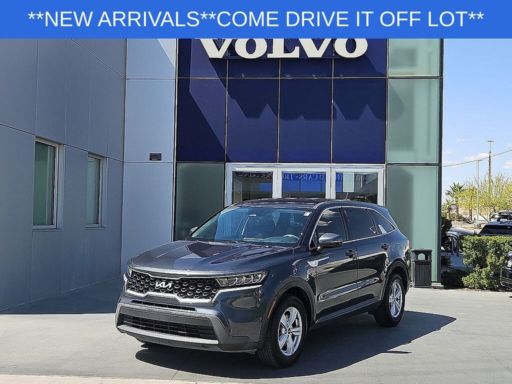 Used 2022 Kia Sorento LX SUV