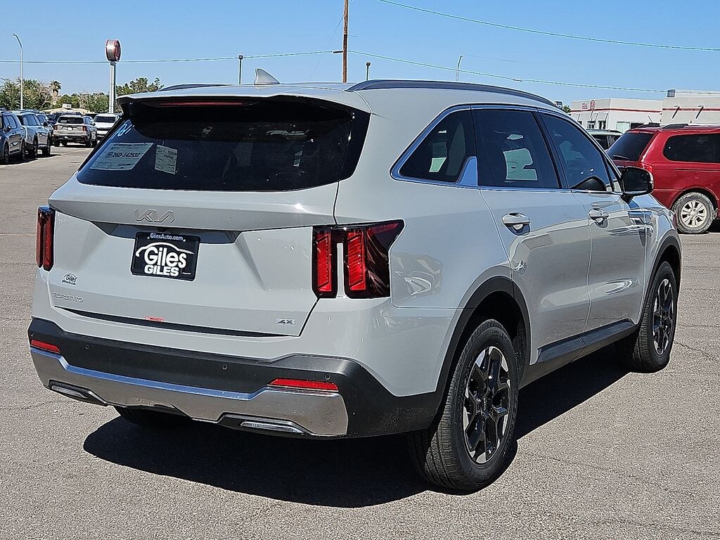 New 2026 Kia Sorento S SUV