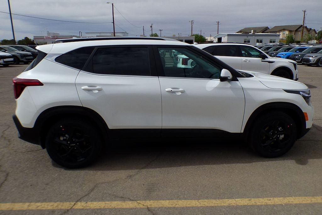 New 2026 Kia Seltos EX SUV