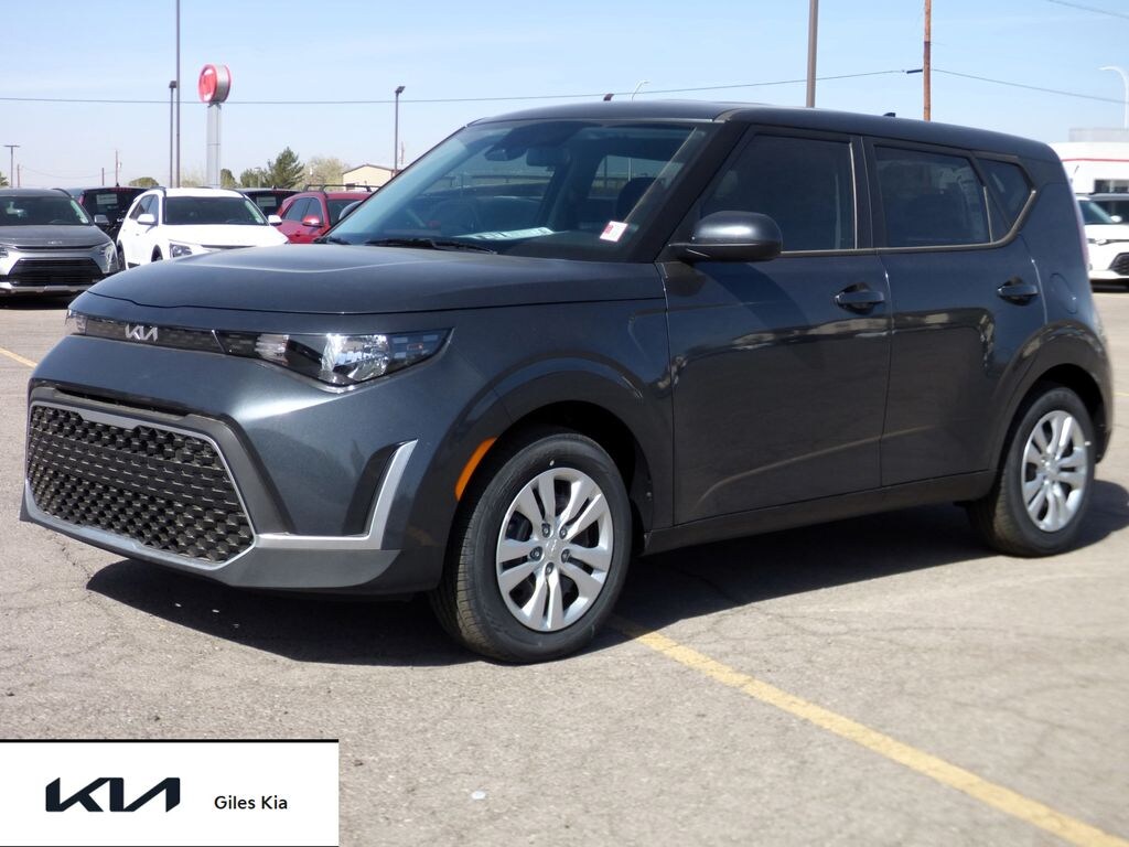 New 2025 Kia Soul LX Hatchback