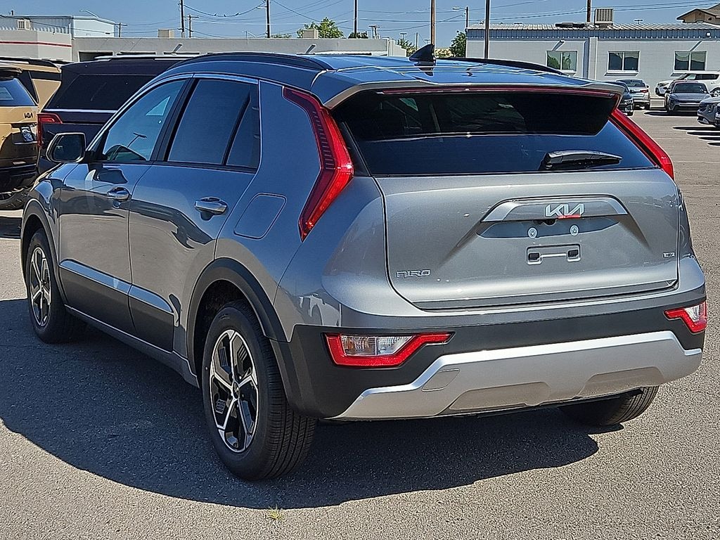 New 2026 Kia Niro LX SUV