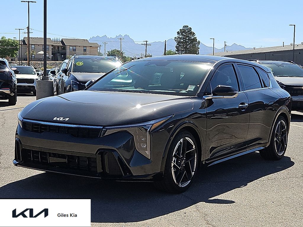 2026 Kia K4 GT-Line AT Hatchback's photo