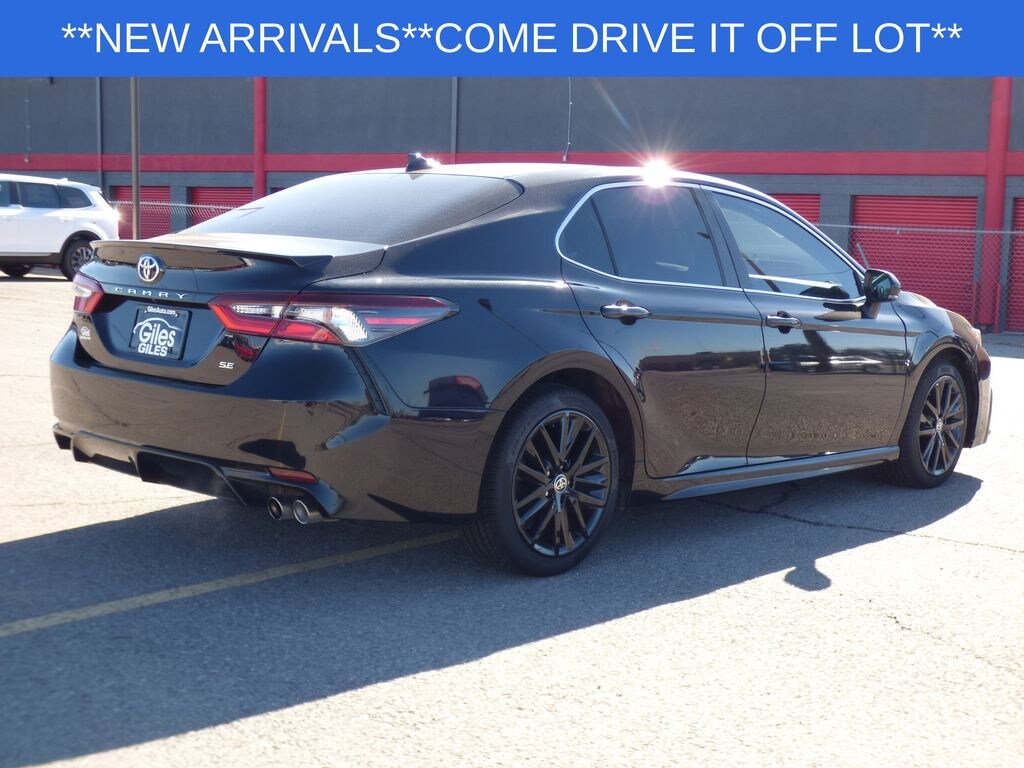 Used 2023 Toyota Camry SE Sedan
