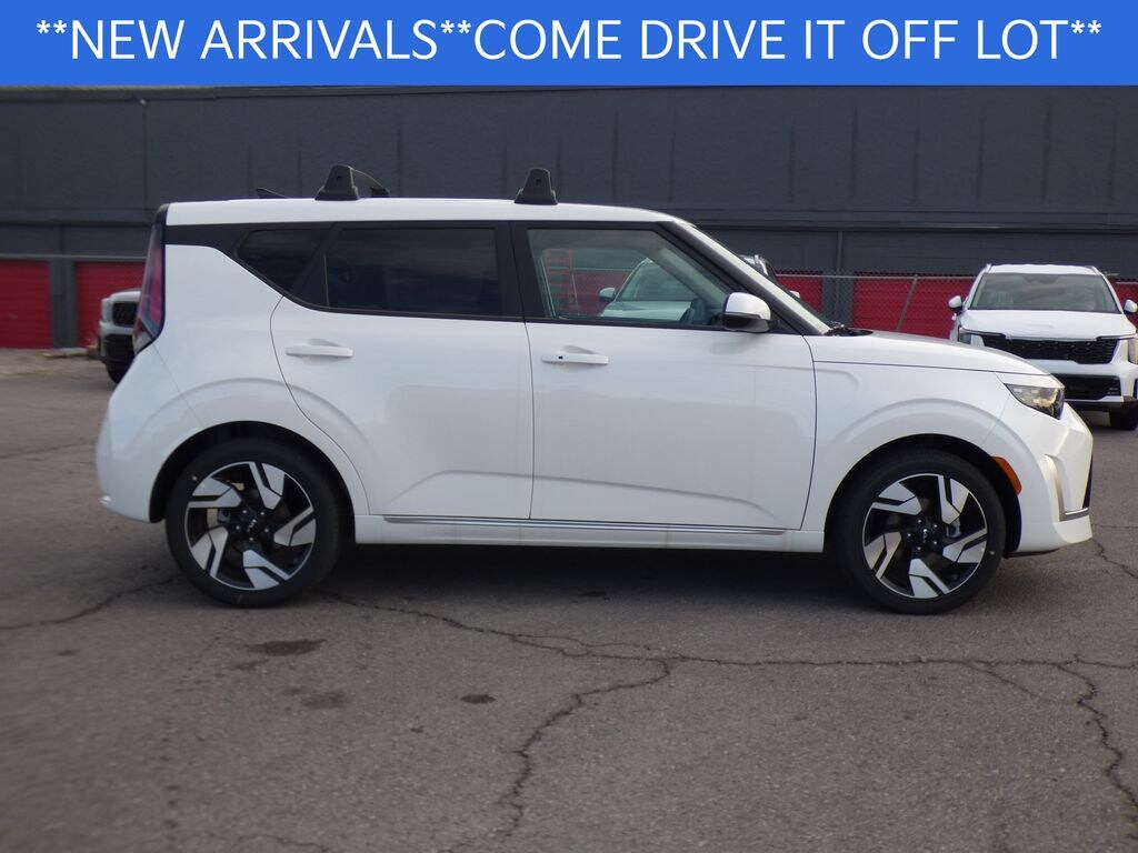 New 2025 Kia Soul GT-Line Hatchback