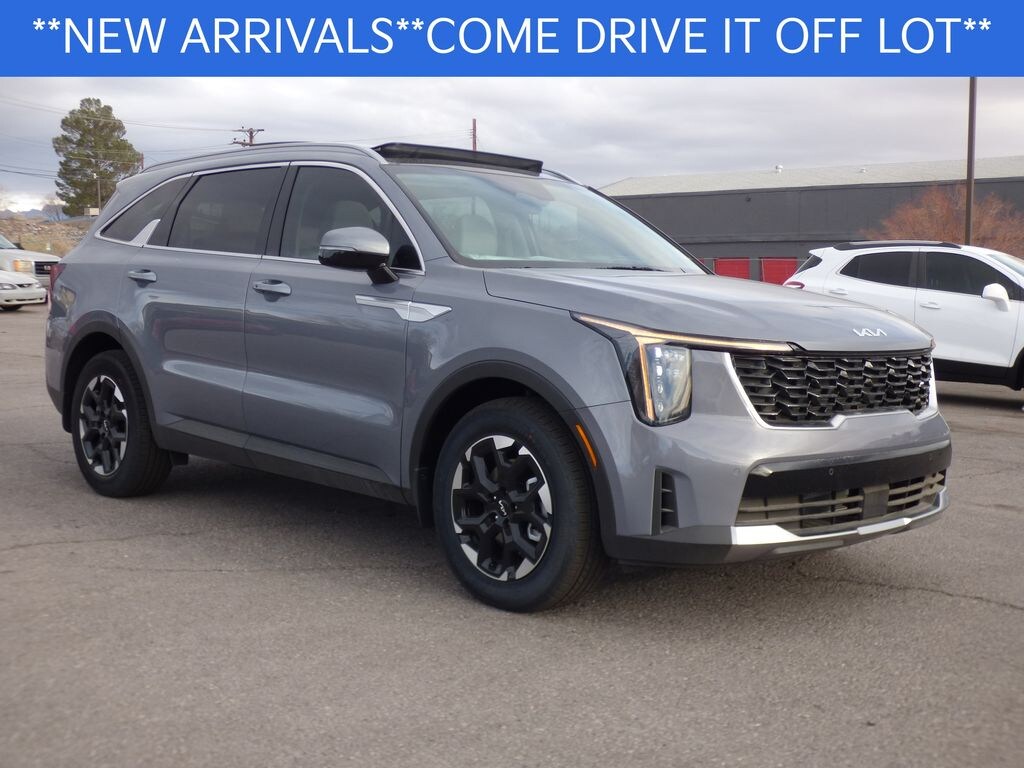 New 2025 Kia Sorento S SUV