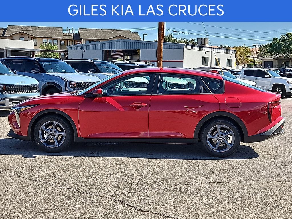 New 2026 Kia K4 LXS Sedan