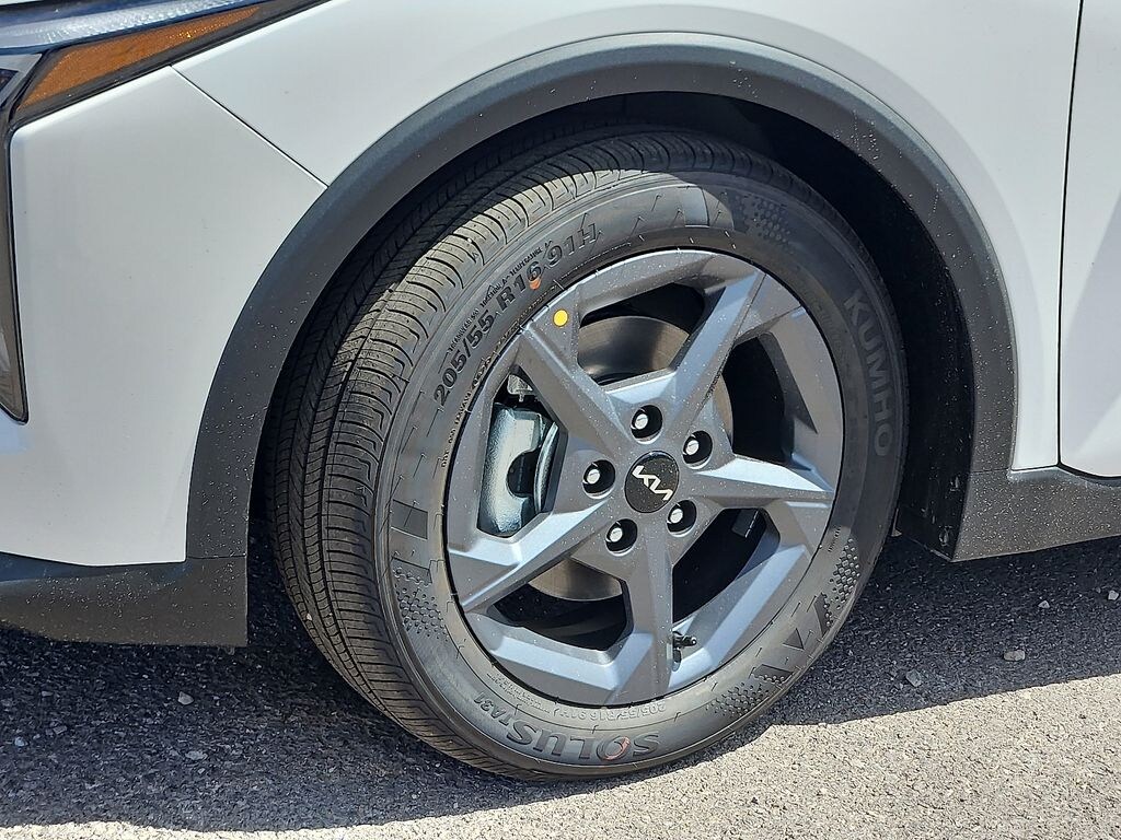 New 2026 Kia K4 LXS Sedan