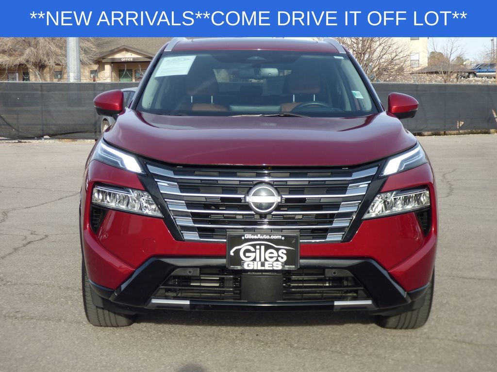 Used 2024 Nissan Rogue Platinum SUV