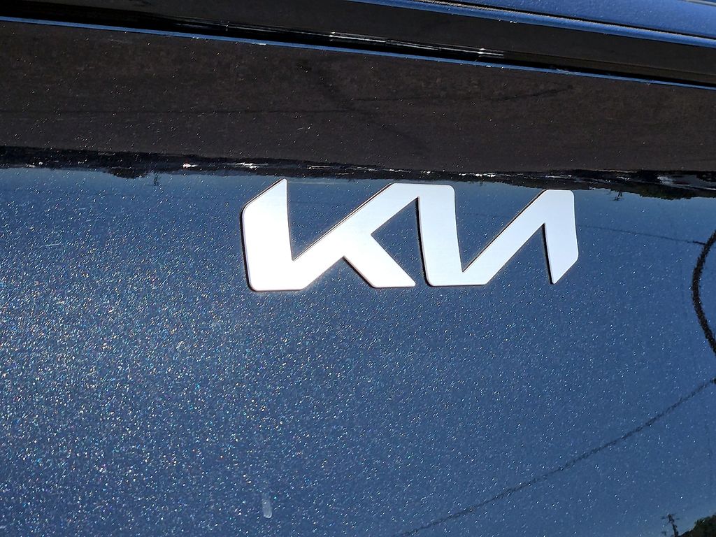 2026 Kia Sportage EX - Photo 14