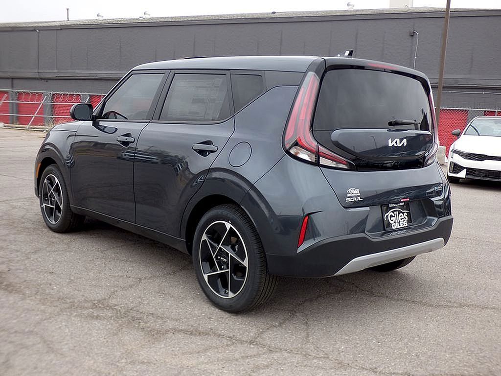 2025 Kia Soul EX - Photo 9