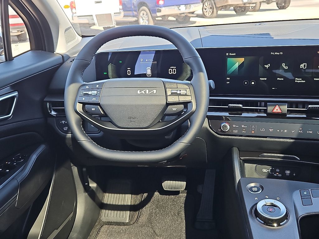 2026 Kia Sportage EX - Photo 16
