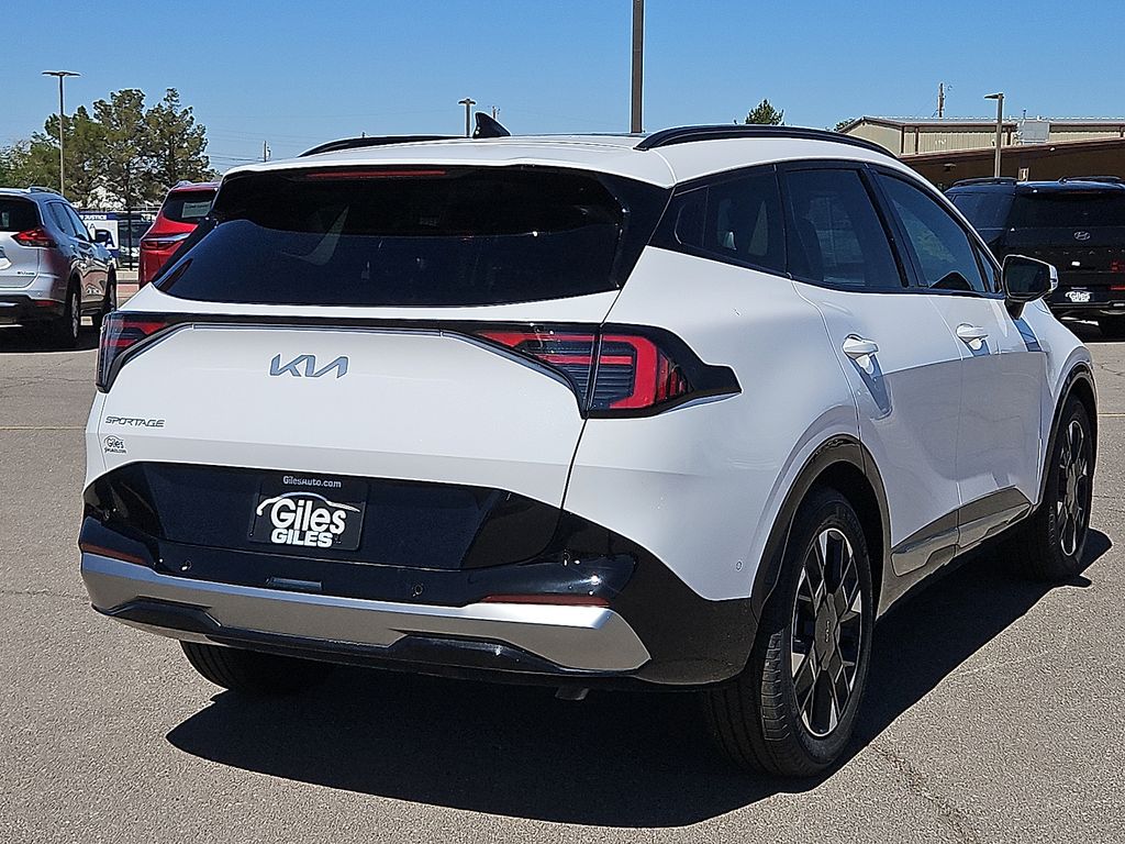 2026 Kia Sportage EX - Photo 4