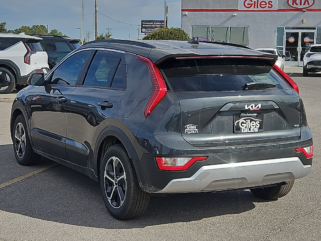 New 2026 Kia Niro LX SUV