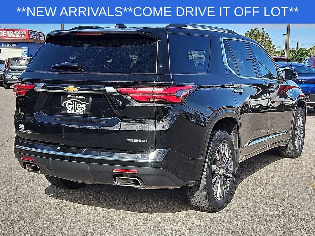 Used 2023 Chevrolet Traverse Premier SUV