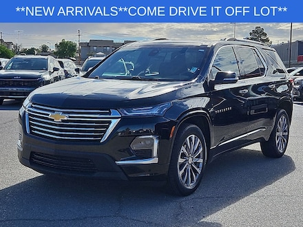 2023 Chevrolet Traverse Premier SUV