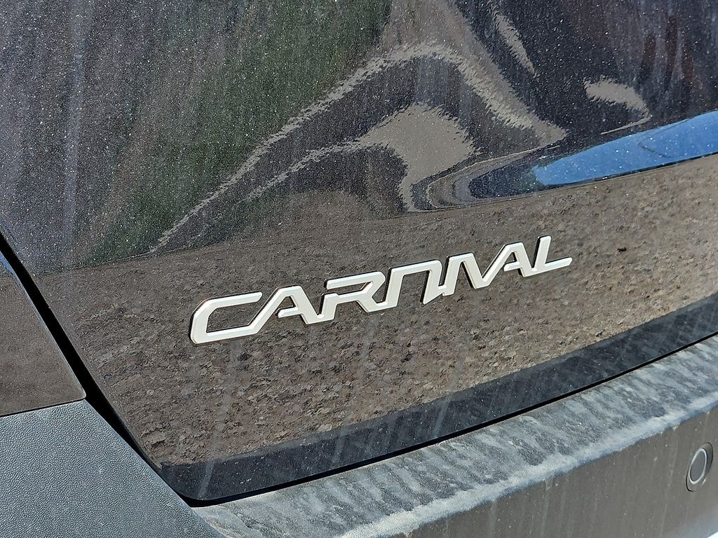 New 2026 Kia Carnival LXS Van Passenger Van