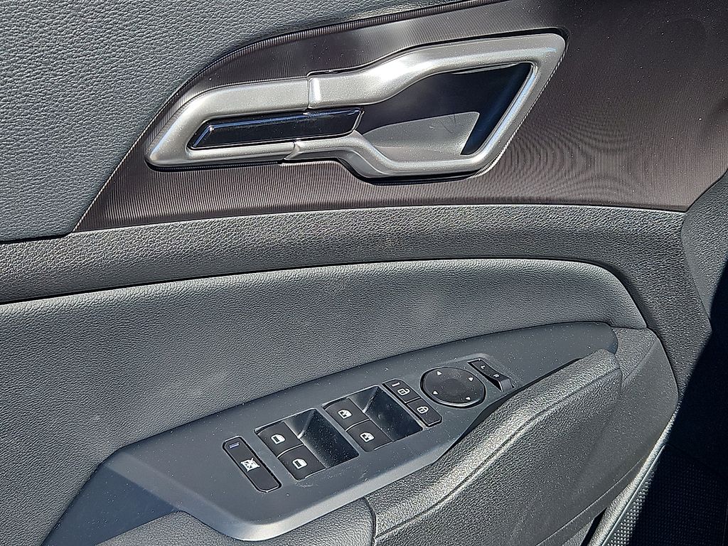 2026 Kia Sportage EX - Photo 18