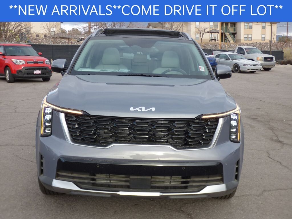 New 2025 Kia Sorento S SUV