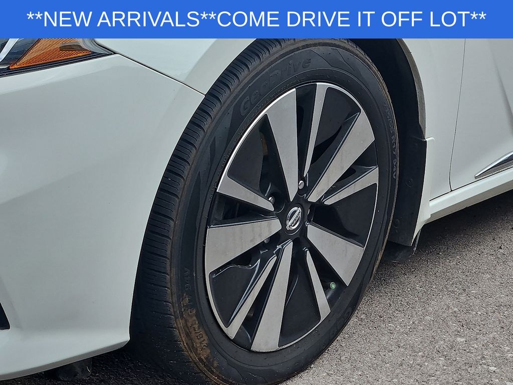 Used 2019 Nissan Altima 2.5 SV Sedan